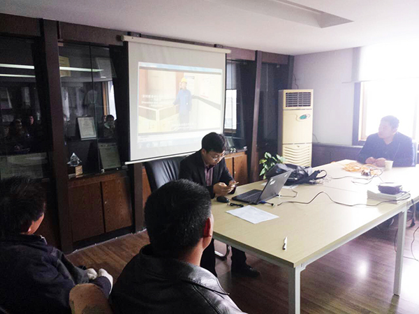 2017年奧的斯機(jī)電聯(lián)合分公司組織進(jìn)行工程安全培訓(xùn)